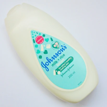 Johnson’s Baby Milk + Rice Lotion